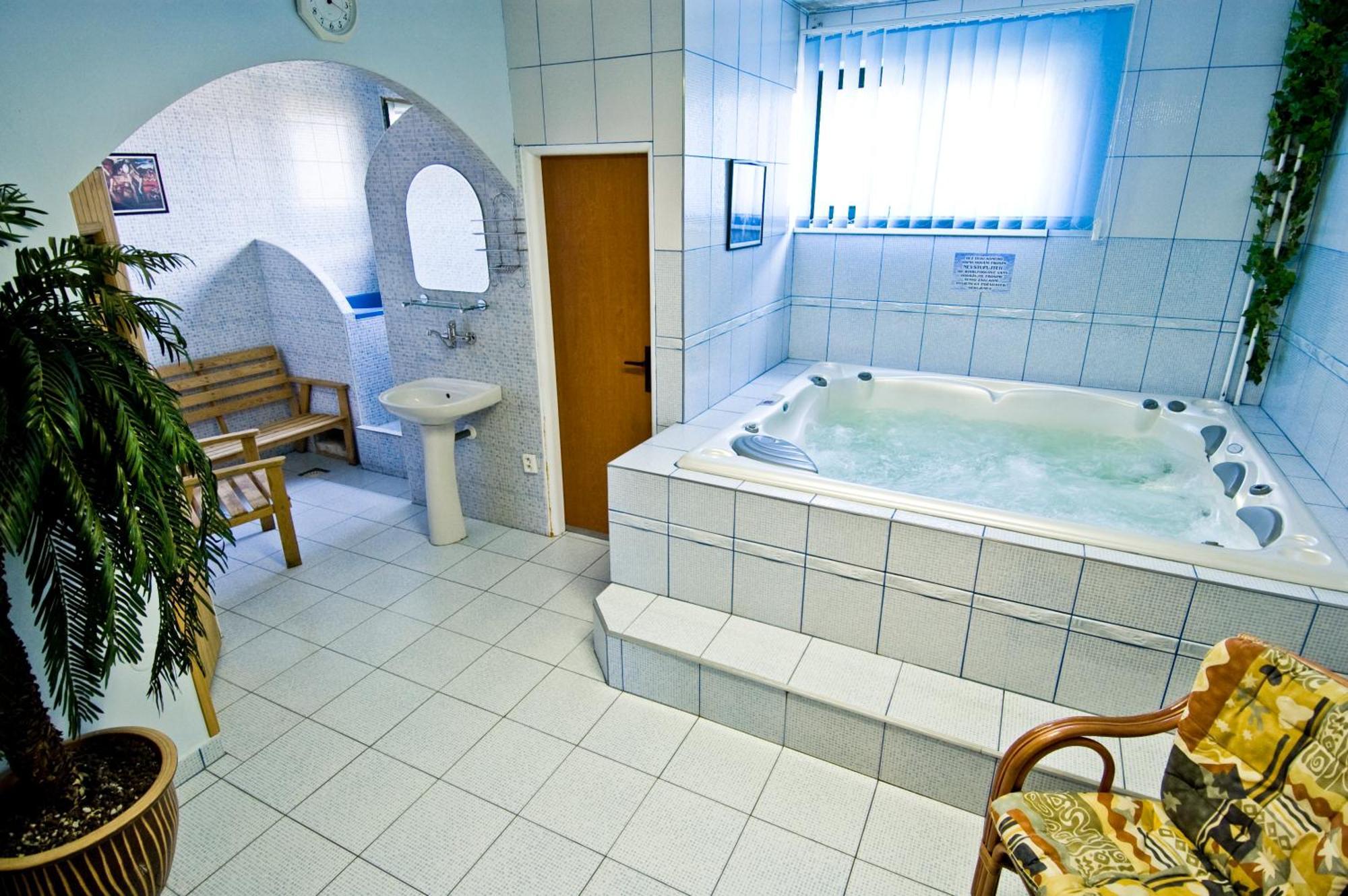 Hotel Relax U Drsu Tábor Dış mekan fotoğraf